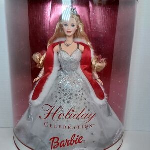 Mattel 2001 Vintage Barbie Holiday Celebration Doll in Silver and Red Cape